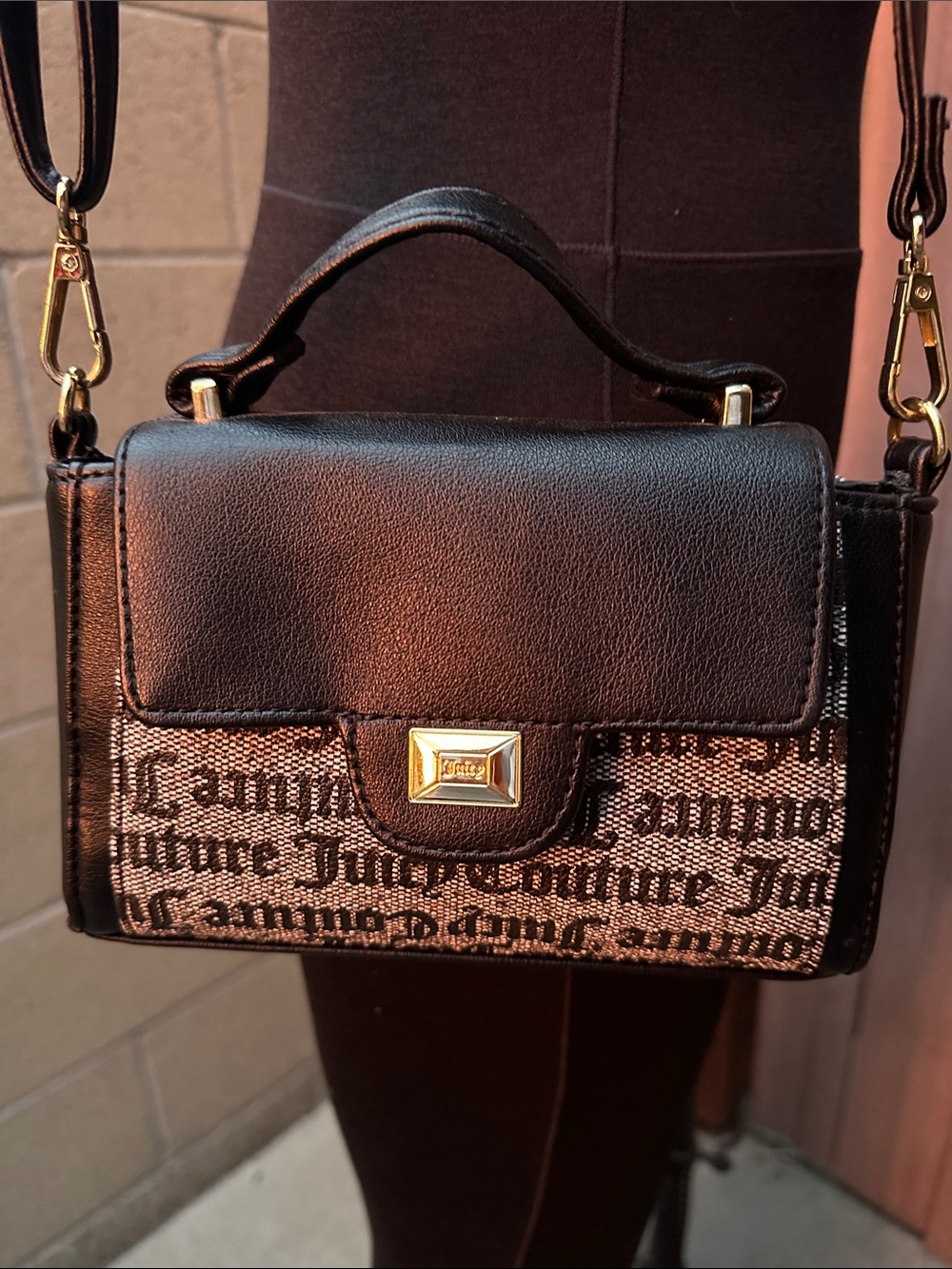 JUICY COUTURE | Women’s Top Handle Shoulder Crossbody Bag